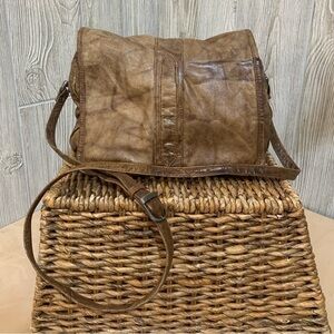 Vintage Wilsons Leather Distressed Marbled Messenger Crossbody